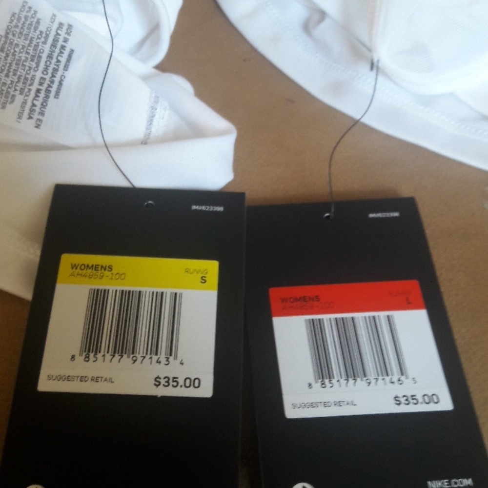 Brand New Nike Dry - Picture 6 of 6